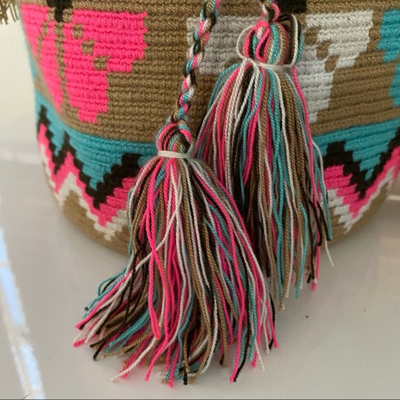 Colombian Wayuu Mochila Boho Cross body Bag - Picture 3 of 8